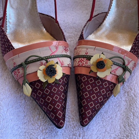PRADA FLORAL SLINGBACK HEELS - Picture 4 of 16